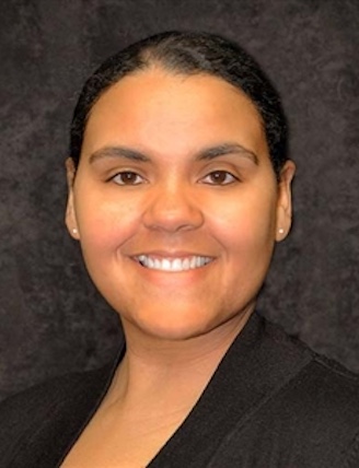 Carla Ayers headshot.